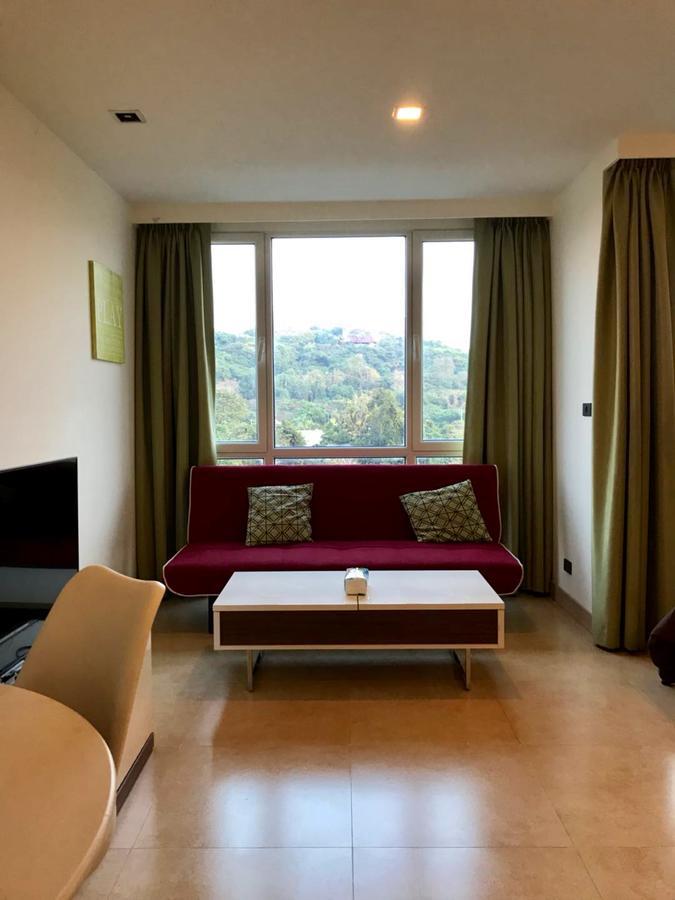 The Cliff Condominium Pattaya Exterior photo